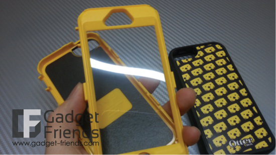 Otterbox iPhone 5 Defender Otter Character Case Otto Pattern ของแท้ 100% เคสมือถือ เคส iPhone5 สุดแจ่มมาพร้อมกับ Grip และลวดลายแมวน้ำตามแบบฉบับ Otterbox เท่โดดเด่นพร้อมการปกป้องสูงสุด 3 ชั้น สะดวกพกพา